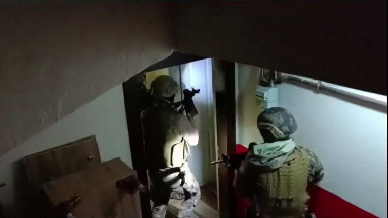 ‘Kafes-32’ operasyonuyla Sezai Gülmez çetesi çökertildi - Resim: 15